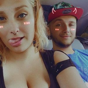 Meet your Posher, Zachary